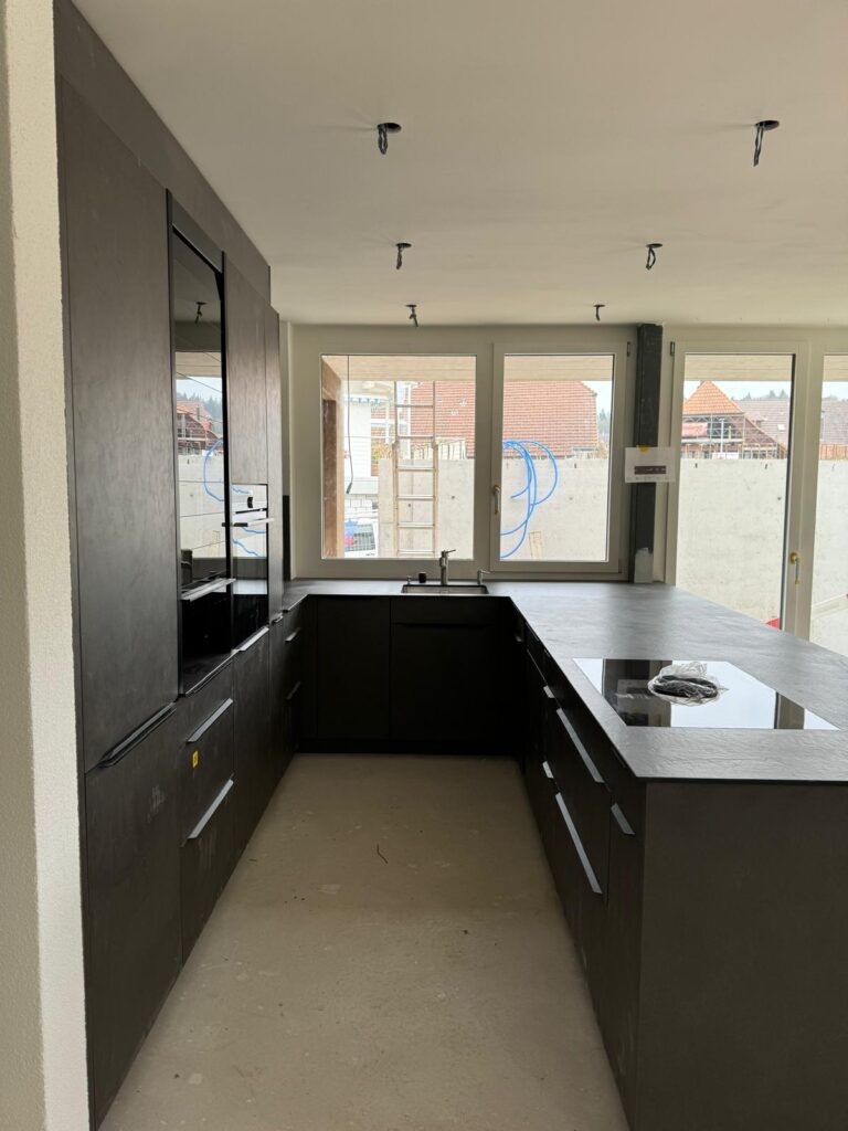 Kücheninstallation und Montage - Toni Montage Schreinerei GmbH