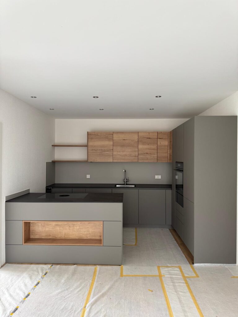 Kücheninstallation und Montage - Toni Montage Schreinerei GmbH