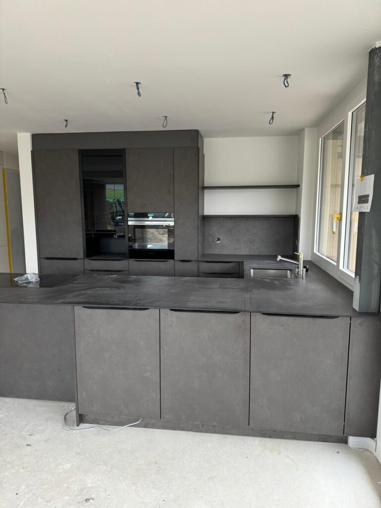 Kücheninstallation und Montage - Toni Montage Schreinerei GmbH