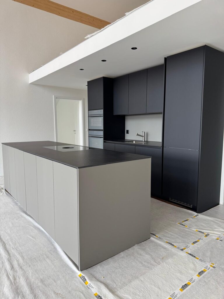 Kücheninstallation und Montage - Toni Montage Schreinerei GmbH