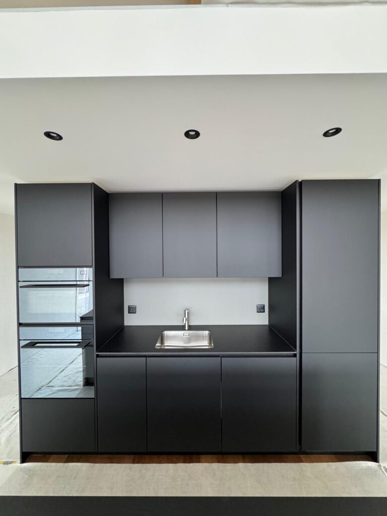 Kücheninstallation und Montage - Toni Montage Schreinerei GmbH